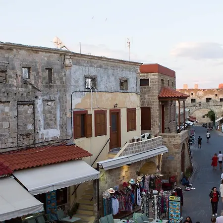 Apartman Cavallieri, Individual Rhodes City