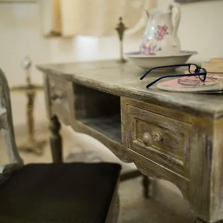 Cavallieri, Individual Apartman