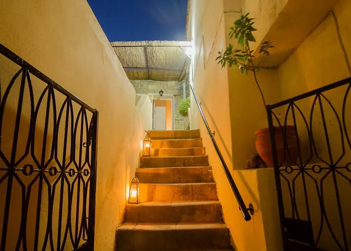 Apartman Cavallieri, Individual Rhodes City