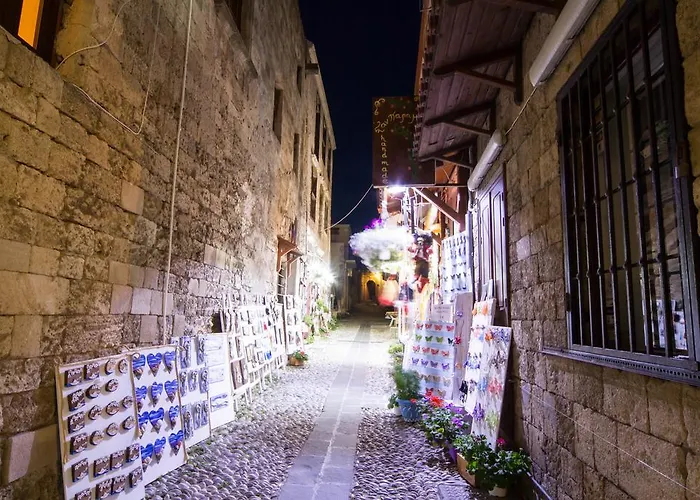 Apartament Cavallieri, Individual