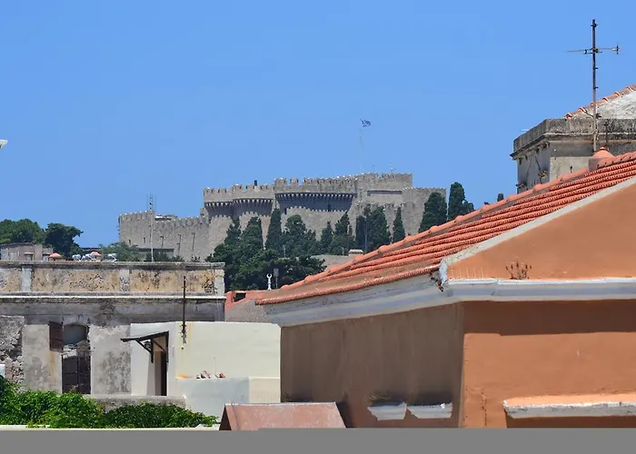 Apartman Cavallieri, Individual Rhodes City